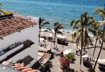 Malecon uno PV Libertad 111 Centro 48300 Puerto Vallarta Jal has Balcony rooms