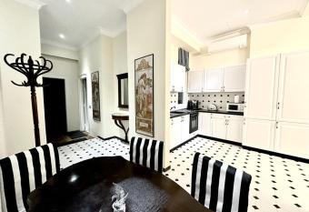 Premium Timisoara has rooms with a private hot tub