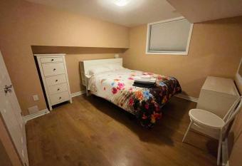 Juliet at Niagara allows 18 year olds to book a room