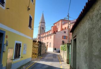 Apartma Delfin has Balcony rooms