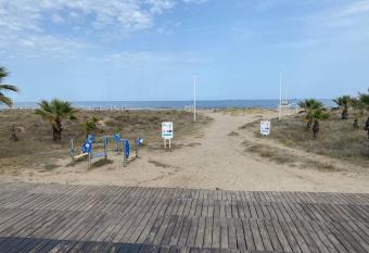 Piso El Grao has Balcony rooms