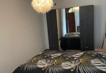 Chez tikaf has Balcony rooms