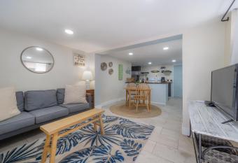 3365 Fifty Seventh Ave N, Unit Five has rooms with a private hot tub