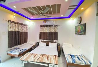 MR Homestay has Balcony rooms