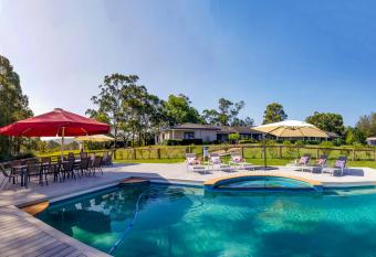 Burncroft Guesthouse allows 18 year olds to book a room