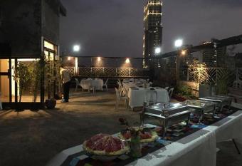 Makabata Guesthouse has Balcony rooms