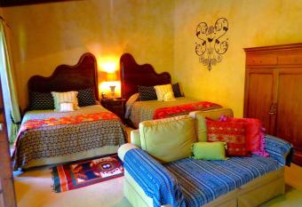 Cissus Hotel Boutique has Balcony rooms