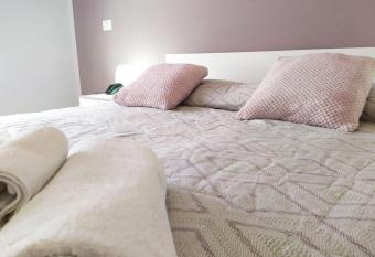 B&B Civico 115 has Balcony rooms