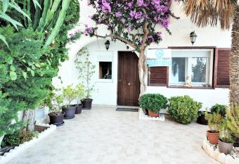 Ducal 9 Manga Norte has Balcony rooms