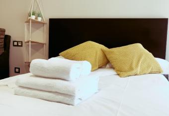 JoaquinLoriga18 By Vigovacaciones allows 18 year olds to book a room