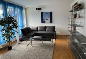 SmartHome Oerlikon allows 18 year olds to book a room