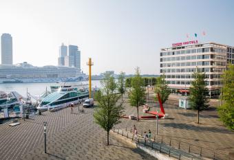 Thon Hotel Rotterdam City Centre allows 18 year olds to book a room