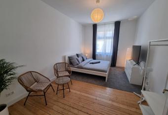 S    e Marie 3 has Balcony rooms