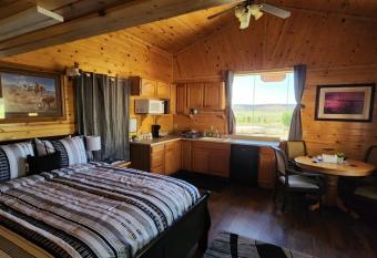 Grandpa's Cabin has Balcony rooms