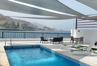 The Pearl Villa 5 bedrooms with pool Sea and Mountain View has Balcony rooms