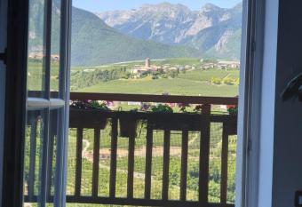 Casa Sofia has Balcony rooms