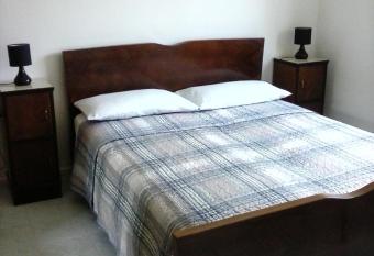 Da nonno Erminio allows 18 year olds to book a room