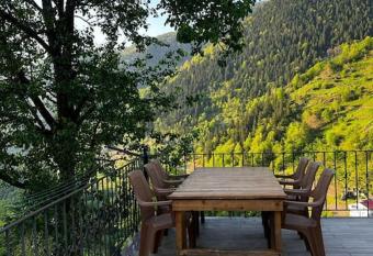                            Uzung  l has Balcony rooms