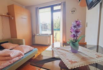 Bla  ko apartment has Balcony rooms