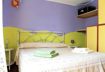Appartamento in Centro allows 18 year olds to book a room