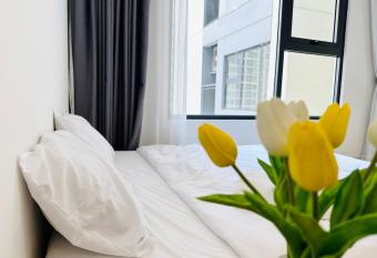 Studio S201 Vinhomes Grandpark has Balcony rooms