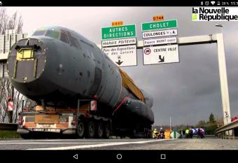 Appartement Bourges nord has Balcony rooms