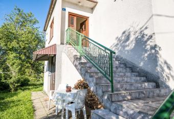 Apartman Stipe has Balcony rooms