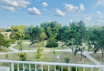 Appartement place Verdun - Tours has Balcony rooms