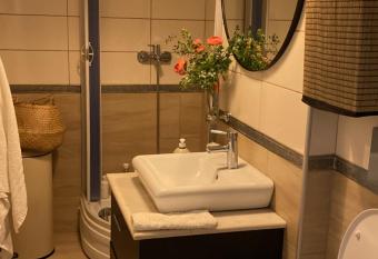 Studio stil scandinav has Balcony rooms