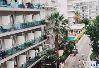 RentHappydays allows 18 year olds to book a room