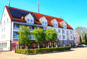 Hotel Krone has Balcony rooms