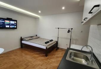 Bistrik Studio has Smoking rooms