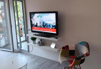 natasas luxury apartment has Balcony rooms