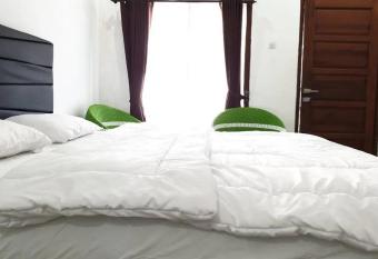 Anugrah Bromo Homestay at Desa Wisata Bromo allows 18 year olds to book a room