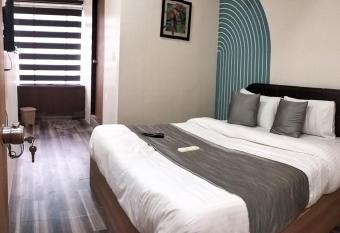 Hotel Krishna Inn has Balcony rooms