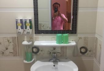 Anh Tu   n has Balcony rooms