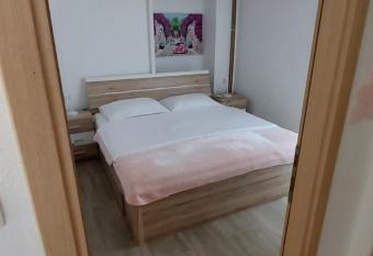 Anabella has Balcony rooms