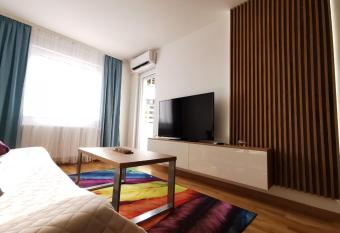 Apartman Sigma has Balcony rooms