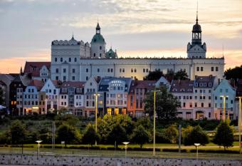 Hotel Zamek Centrum allows 18 year olds to book a room