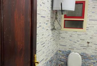 Apartment with 3bed rooms in Al Agamy - EL Nakheil beach has rooms with a private hot tub