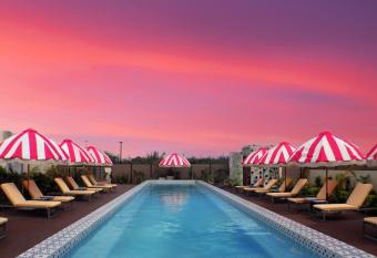 Privada Stays - Lofts with Private Pool and Oasis, near Eagle Beach allows 18 year olds to book a room