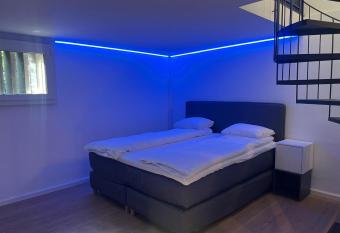 House on historic city wall - Freihofapartments has Balcony rooms