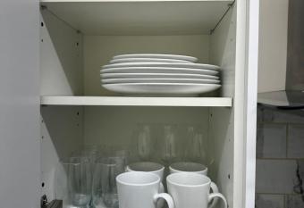 Stunning private room 2 allows 18 year olds to book a room