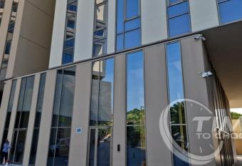 Edif  cio Kings Tower has Balcony rooms