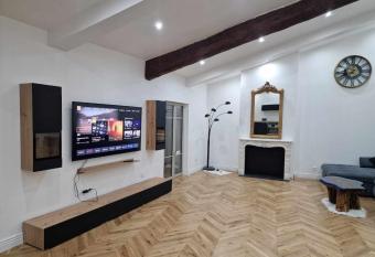 Royal Univers Appart has Balcony rooms