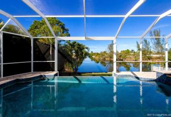 (null) allows 18 year olds to book a room