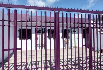 Casa Lib  lula allows 18 year olds to book a room