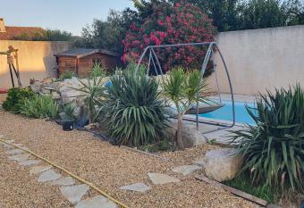 chez richard has Balcony rooms