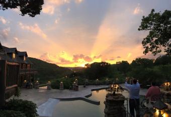 Wilderness Club Big Cedar has Balcony rooms