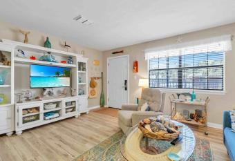 (null) allows 18 year olds to book a room